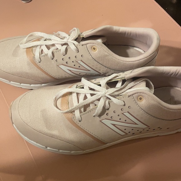 New balance running shoes - Picture 2 of 4